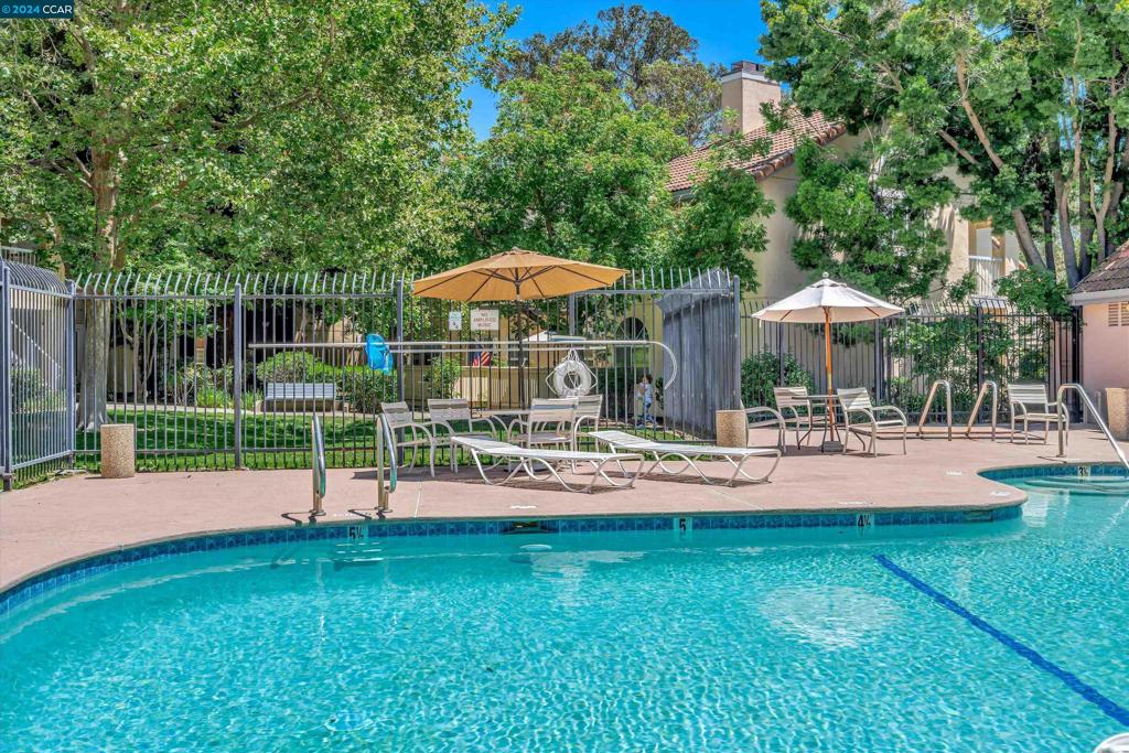 FOREST PARK - Residential