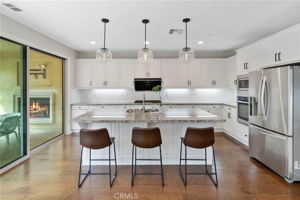 323 La Ventana Drive