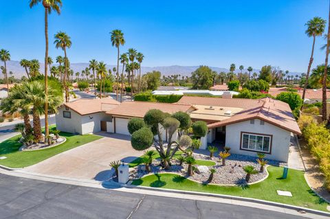 Photo of 39060 Kilimanjaro Court, Palm Desert, CA 92211 (MLS # 219134915DA)