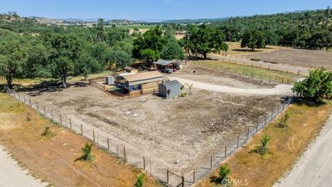 Photo of 70075 Vineyard Canyon Road, San Miguel, CA 93451 (MLS # SC25100748) Photo of 70075 Vineyard Canyon Road, San Miguel, CA 93451 (MLS # SC25100748)