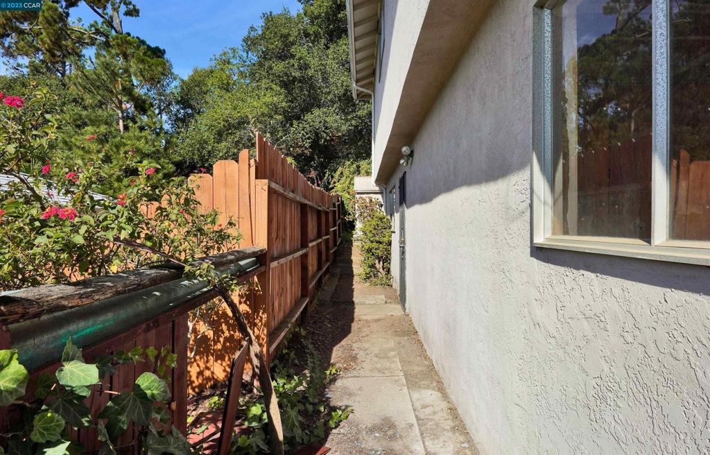 CHABOT ESTATES - Residential