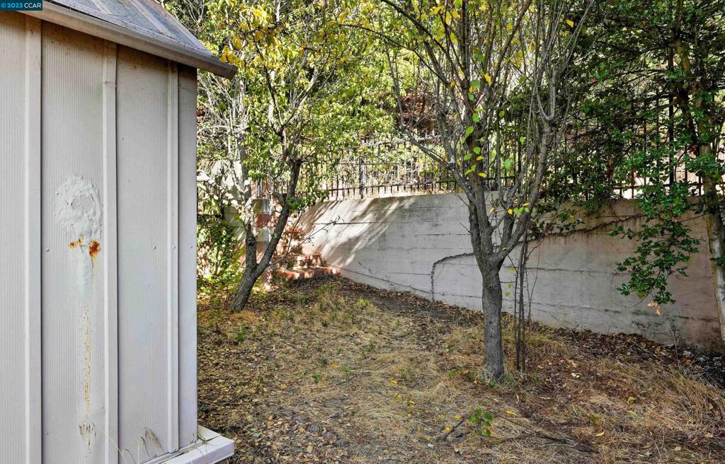 CHABOT ESTATES - Residential