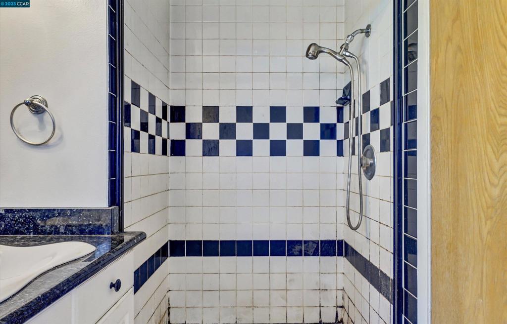 CHABOT ESTATES - Residential