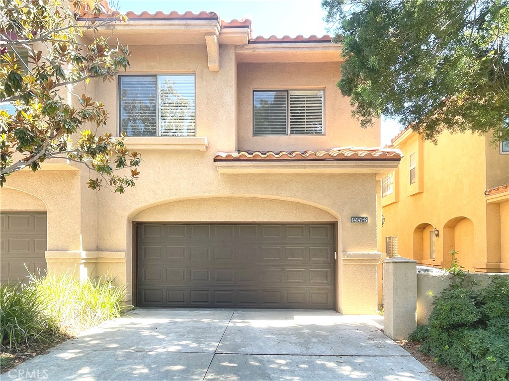 Beautifully updated 3-bedroom, 2.5-bath condo with spacious loft in the gated Villa Del Lago community of Chino Hills. Features include new paint, remodeled kitchen, new flooring in the living room, new carpet on stairs and hallway, and LED recessed lighting throughout. Enjoy a private patio, cozy fireplace, 2-car attached garage with driveway, and community pool. Conveniently located near shopping, dining, and freeways—move-in ready!