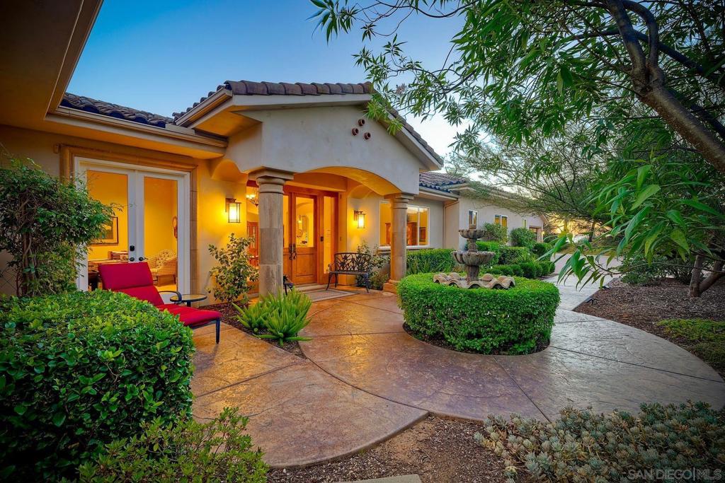30388 Castlecrest