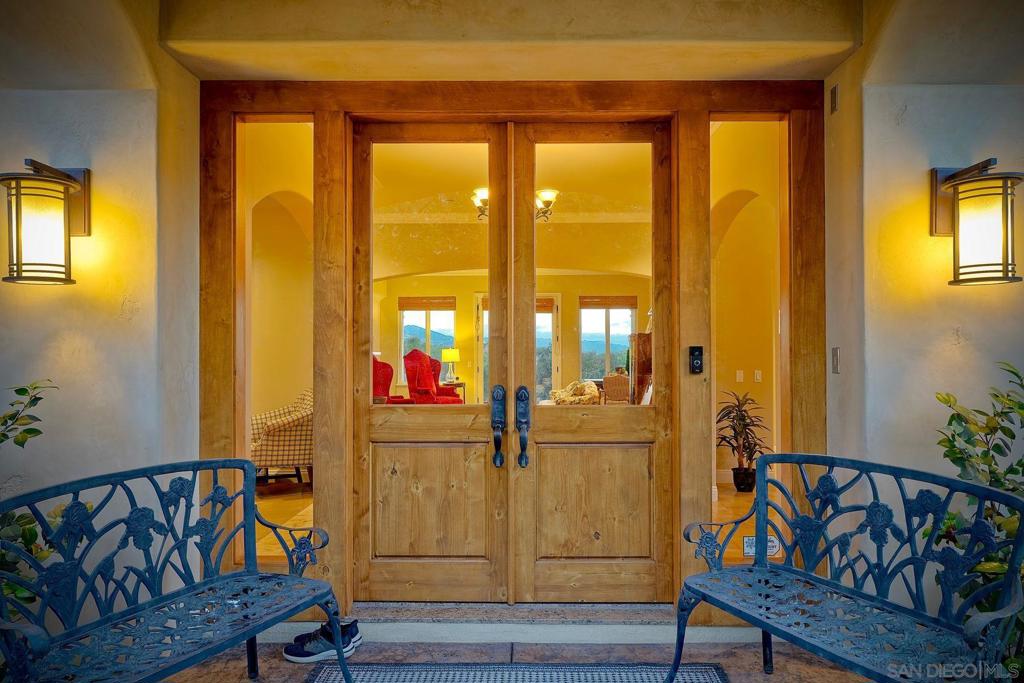 30388 Castlecrest