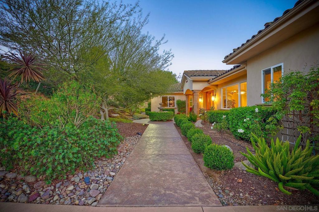 30388 Castlecrest