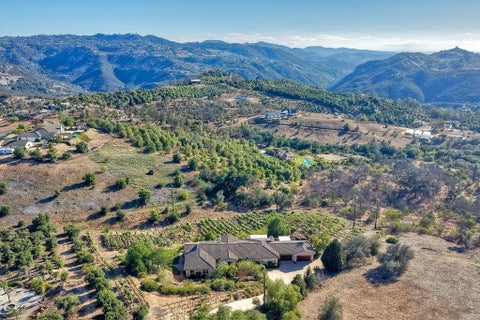 Photo of 30388 Castlecrest DR, Valley Center, CA 92082 (MLS # 260015510SD)