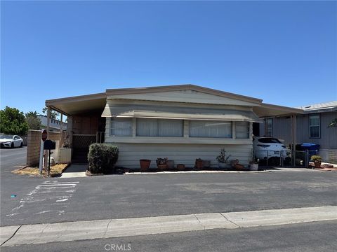 9080 Bloomfield Ave Avenue 72 Cypress CA 90630