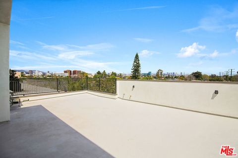 Tiny photo for 2496 S CENTINELA Avenue #4, Los Angeles, CA 90064 (MLS # 26668309)