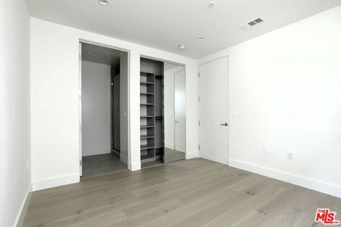 Tiny photo for 2496 S CENTINELA Avenue #4, Los Angeles, CA 90064 (MLS # 26668309)