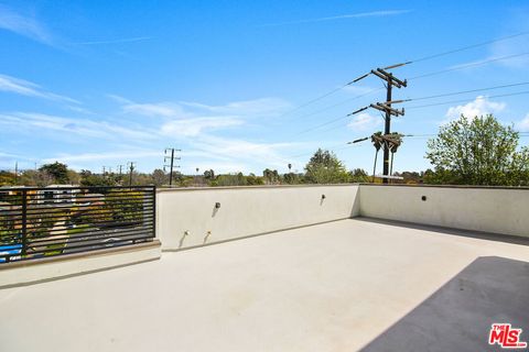 Tiny photo for 2496 S CENTINELA Avenue #4, Los Angeles, CA 90064 (MLS # 26668309)