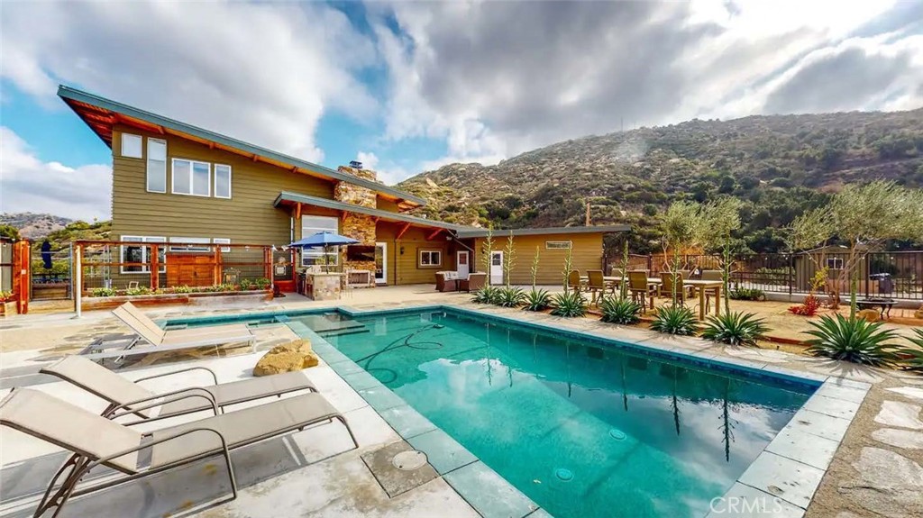 7300 Santa Susana Pass Road