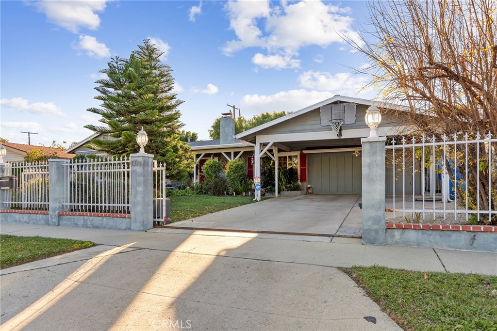 7349 Ponce Ave