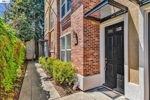 Photo of 629 Artistic Place Pl, Hayward, CA 94541 (MLS # 41130569)