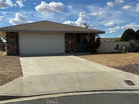 Photo of 13720 Windward Ln, Helendale, CA 92342 (MLS # HD25222509)