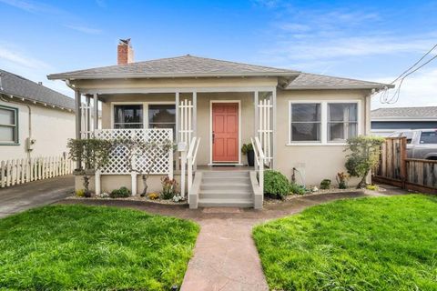 656 Myrtle Street Half Moon Bay CA 94019