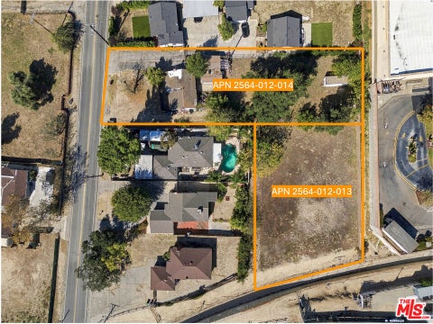 Photo of 9722 Tujunga Canyon Boulevard, Tujunga, CA 91042 (MLS # 26104837)