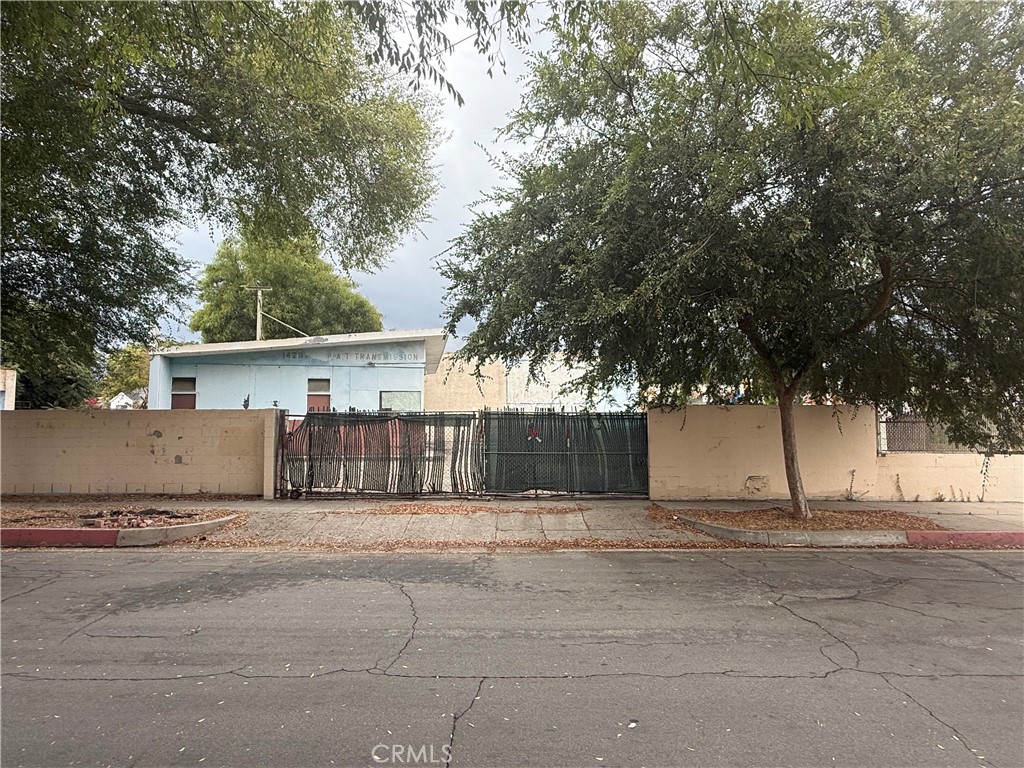 1435 Lincoln Avenue