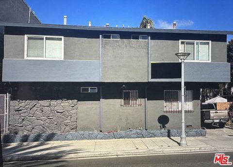 Photo of 4115 W Century Boulevard #4, Inglewood, CA 90304 (MLS # 25622193)