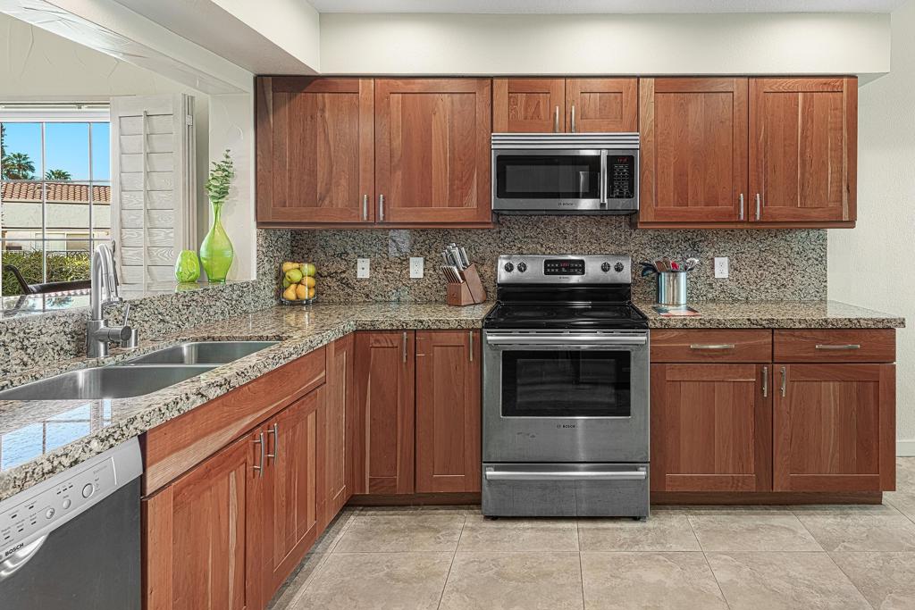 Desert Falls C.C. - Residential