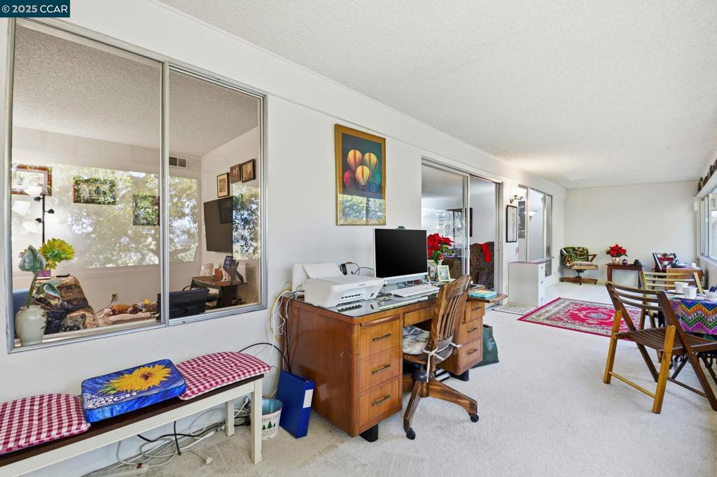 ROSSMOOR - Residential