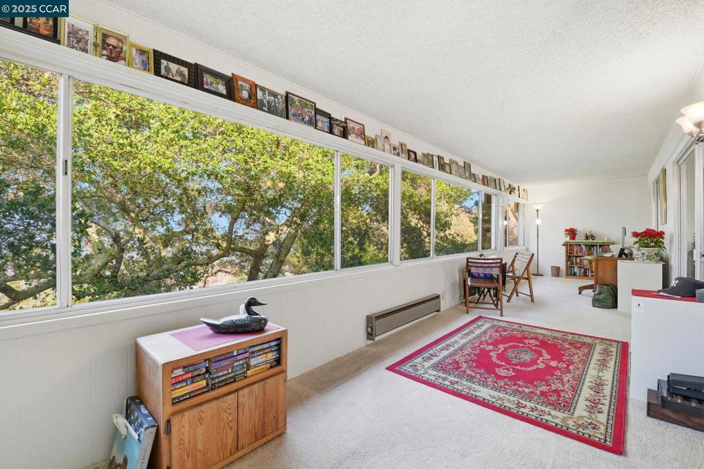 ROSSMOOR - Residential