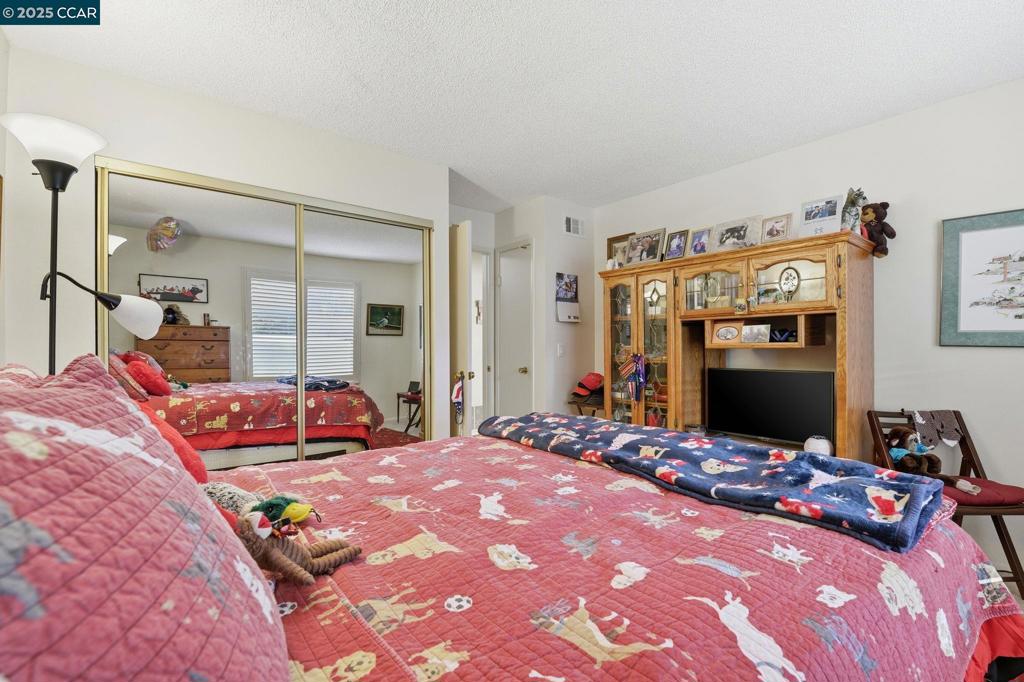 ROSSMOOR - Residential