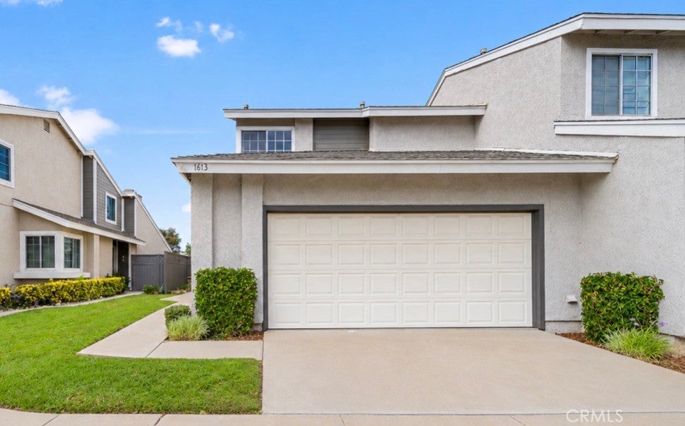 1613 Toyon