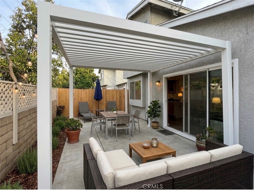 1613 Toyon