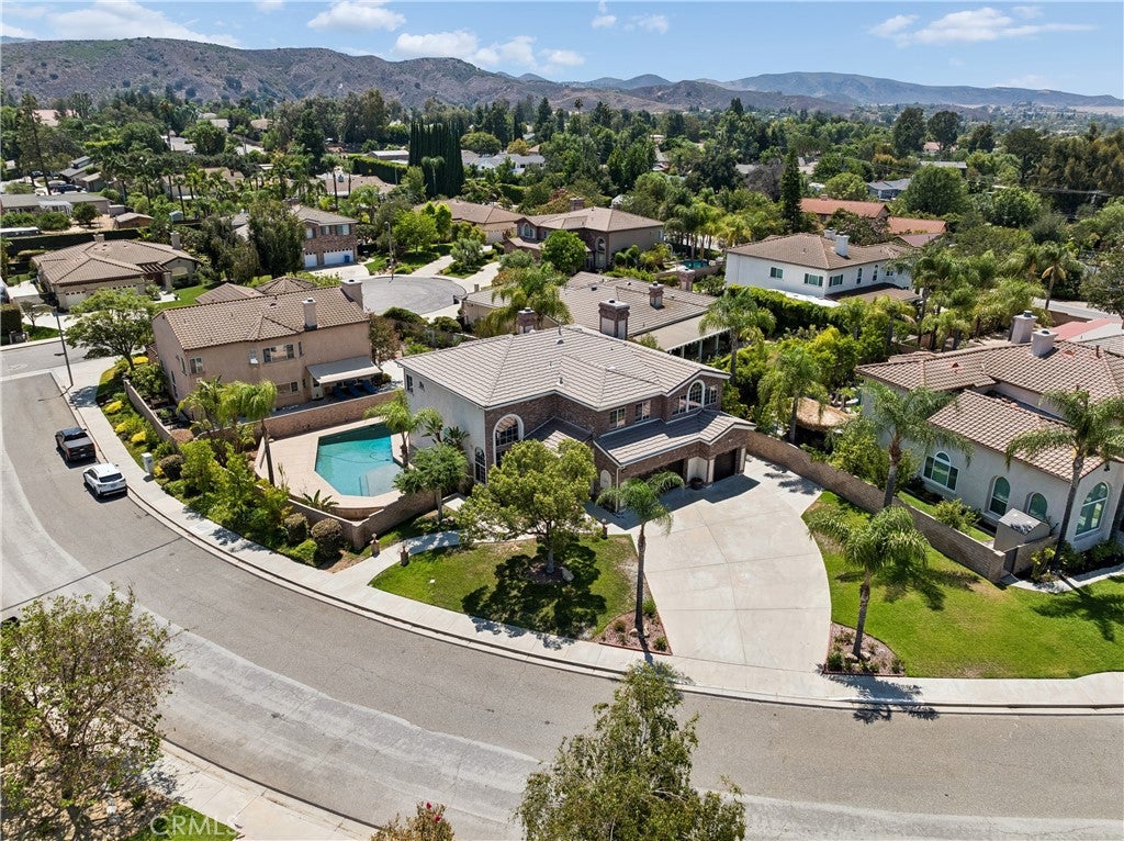 847 Amaryllis Avenue