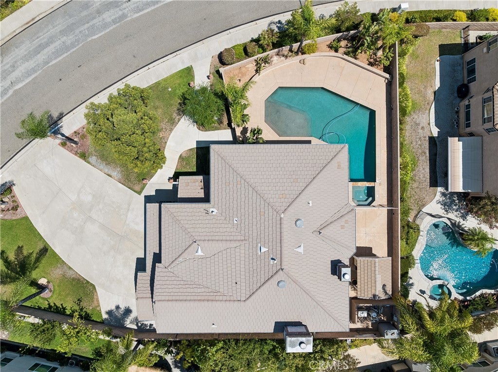 847 Amaryllis Avenue