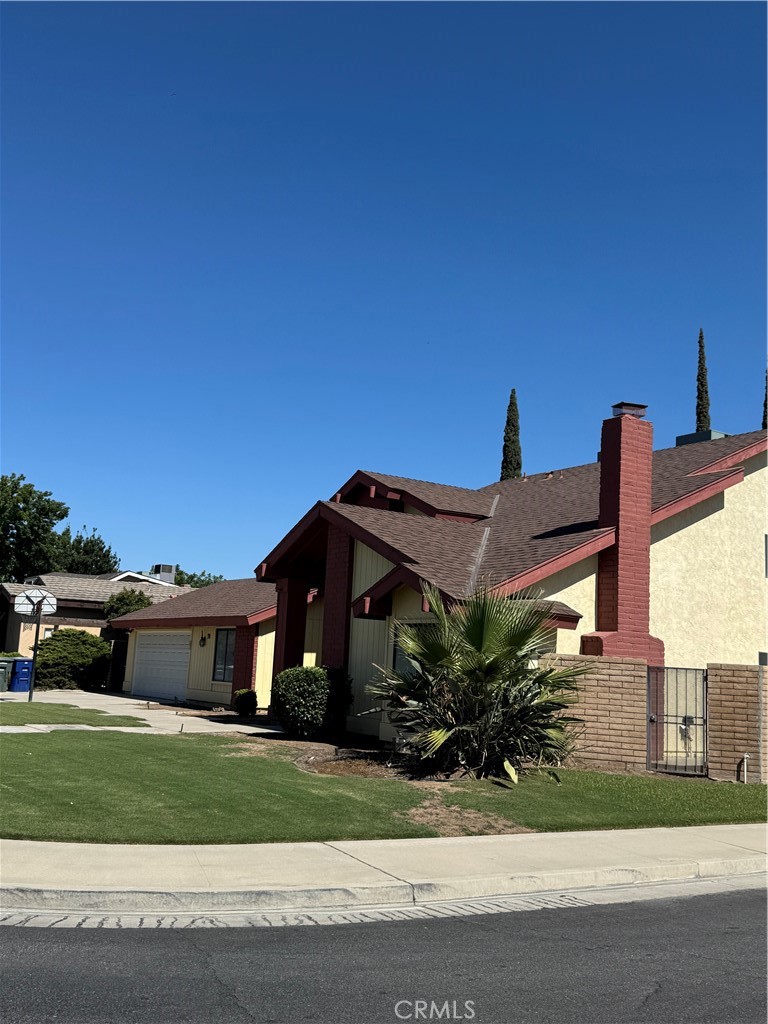 7813 Nairn Court