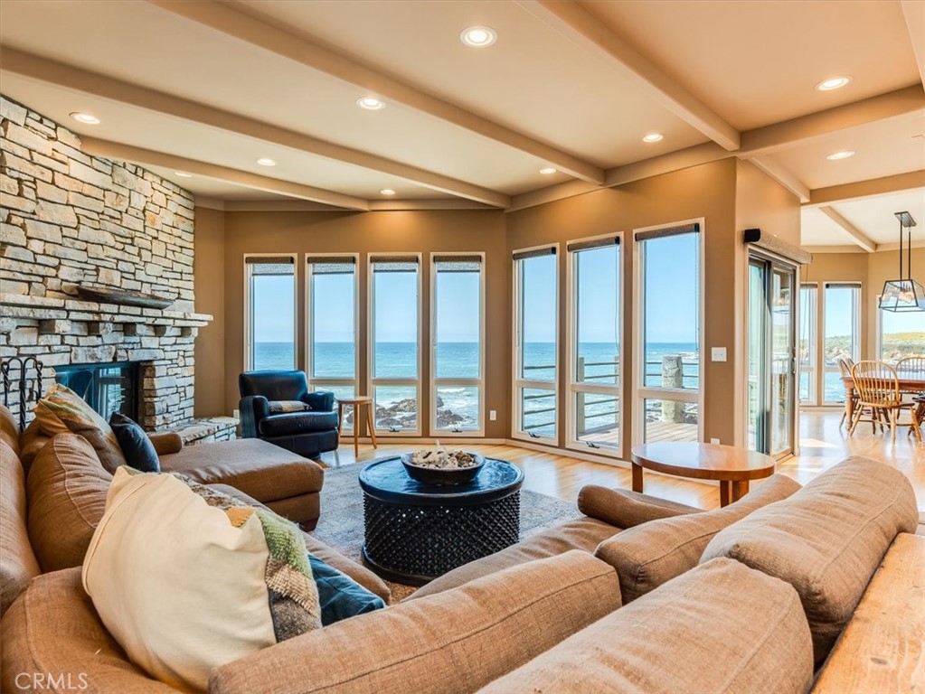 2585 Sherwood Drive