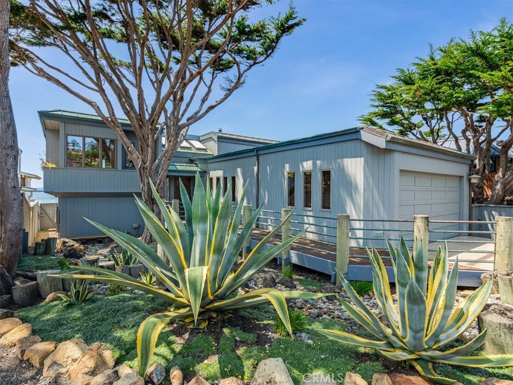 2585 Sherwood Drive
