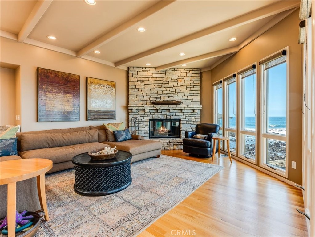 2585 Sherwood Drive