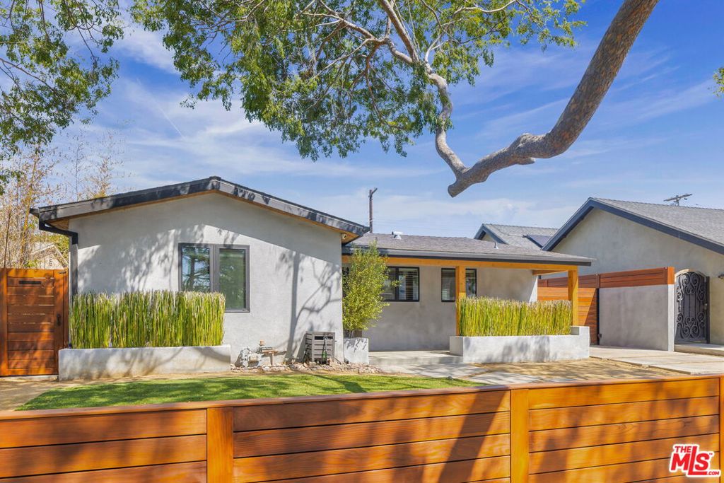 12701 Dewey Street