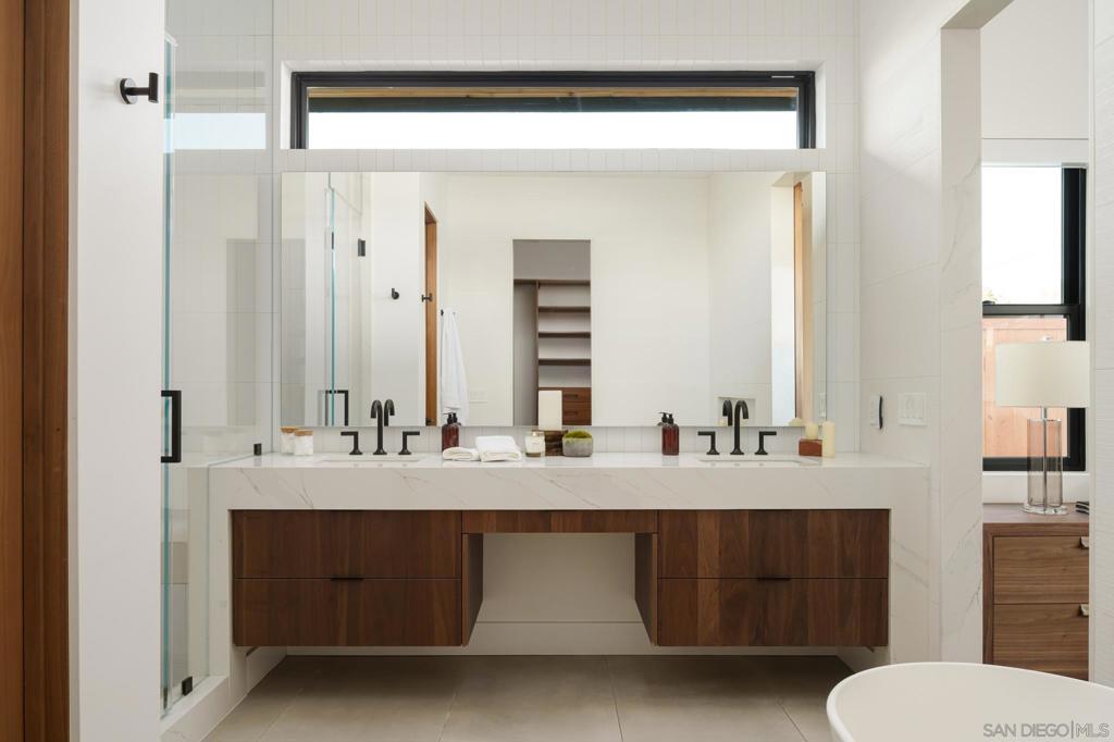 Bay Park - Residential Lease