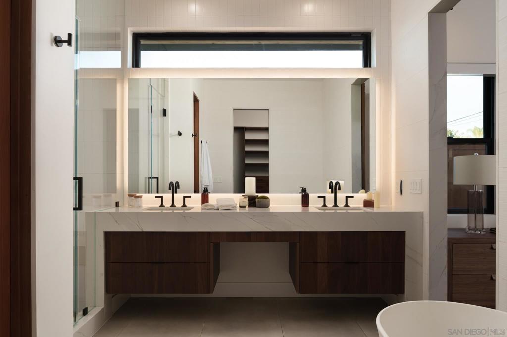 Bay Park - Residential Lease