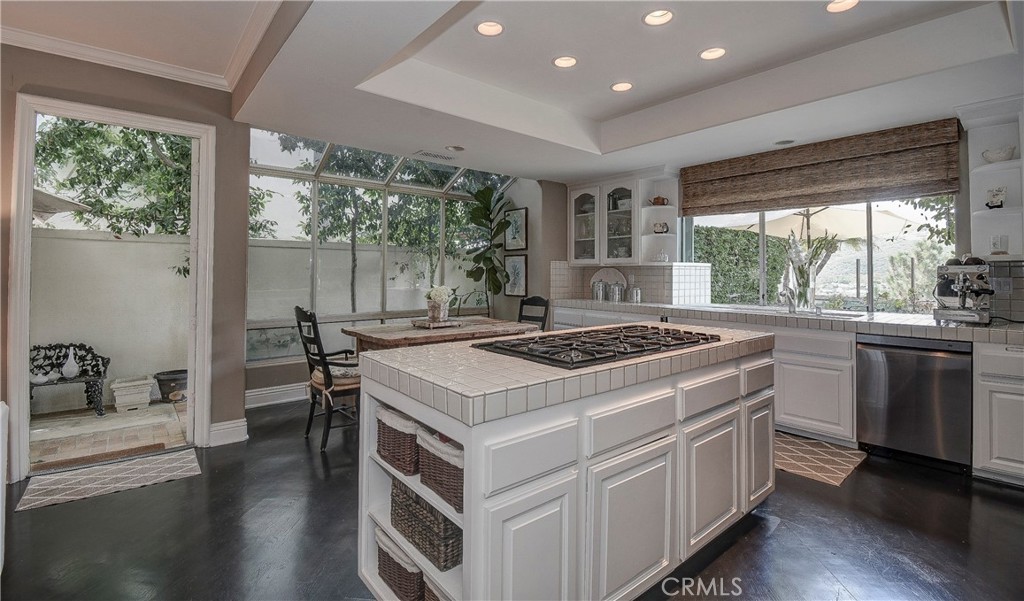 Crest De Ville Estates (CDE) - Residential Lease