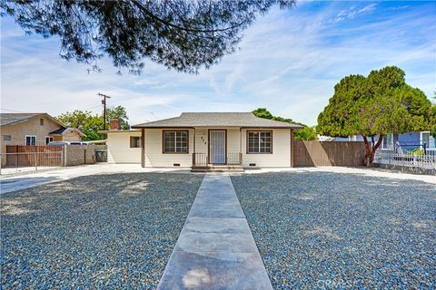 Photo of 638 S Estudillo Ave, San Jacinto, CA 92583 (MLS # SW26074943)