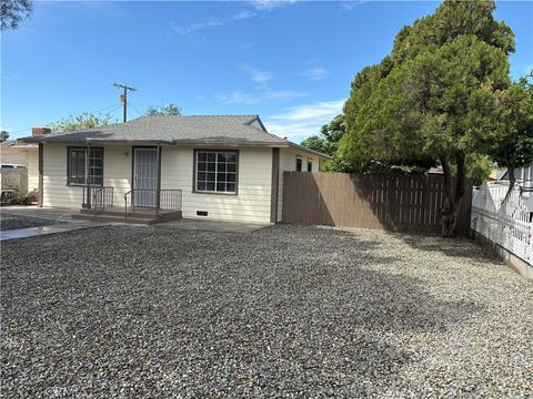 Photo of 638 S Estudillo Ave, San Jacinto, CA 92583 (MLS # SW26074943)