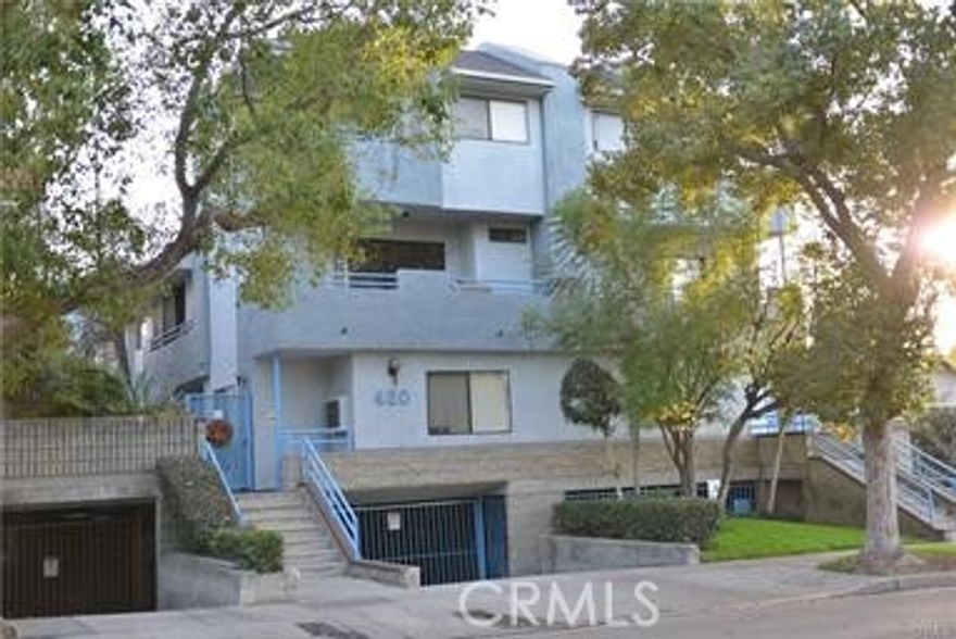 Large 3 story townhouse apartment in 8-unit building. 3rd floor is the master suite with private balcony. Remaining bedrooms have their own private balcony.  In-unit hookups for a washer & dryer or simply use the complex laundry room, your choice. Gated entry with controlled parking with 2 assigned spaces. Located a short distance from downtown Glendale and the Americana. Easy access to all freeways making your commute in any direction semi-stress free. No Smoking & pets are not allowed.