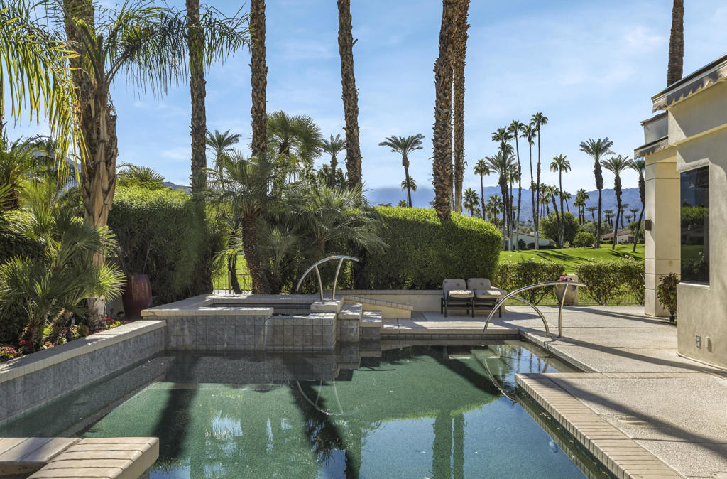 Desert Horizons C.C. - Residential Lease