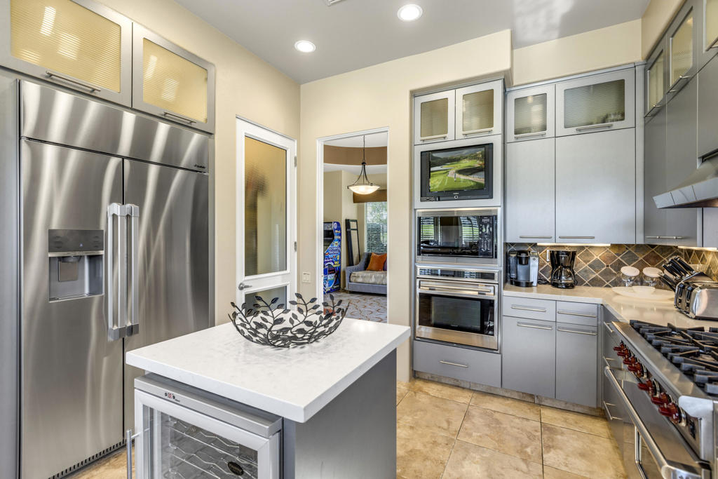 Desert Horizons C.C. - Residential Lease