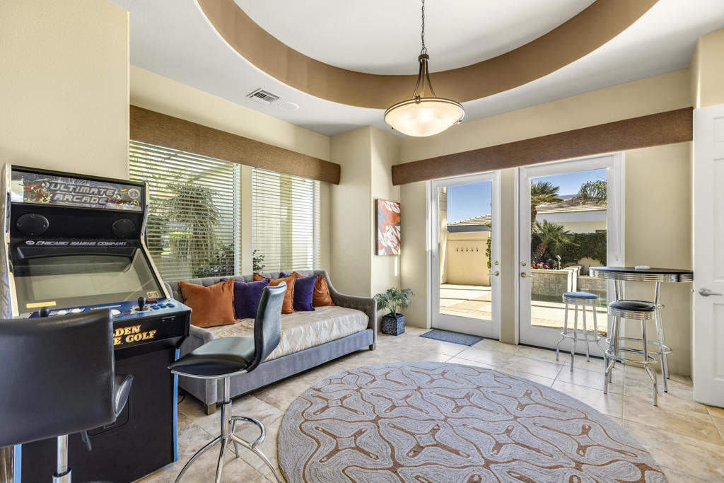 Desert Horizons C.C. - Residential Lease