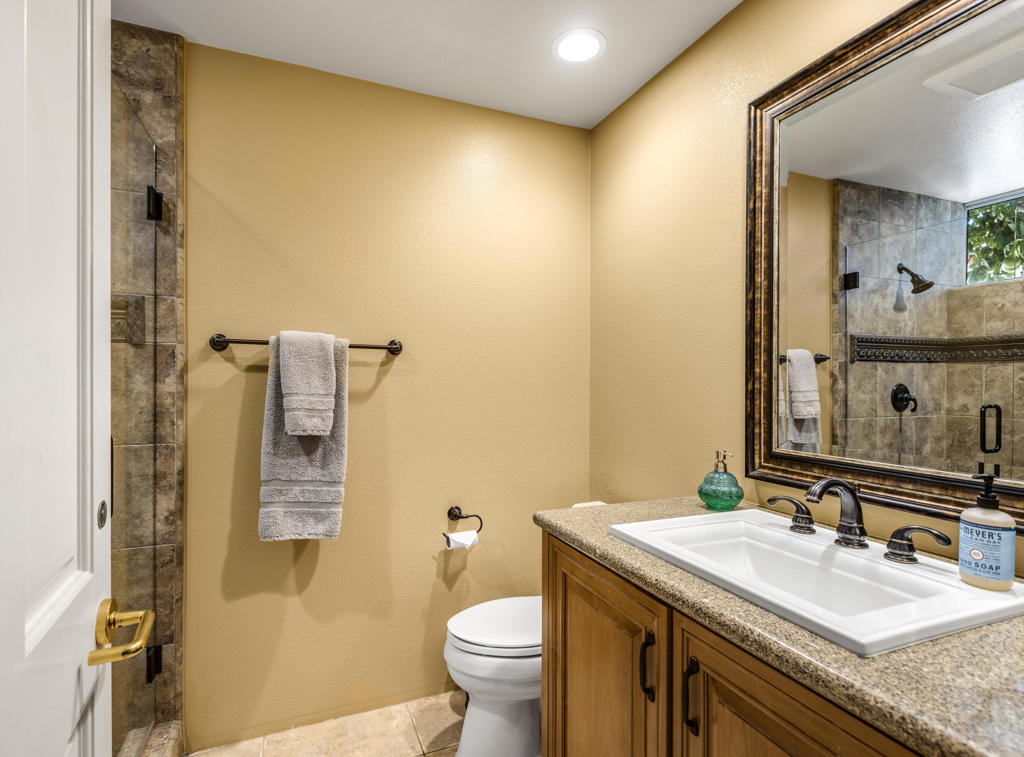 Desert Horizons C.C. - Residential Lease