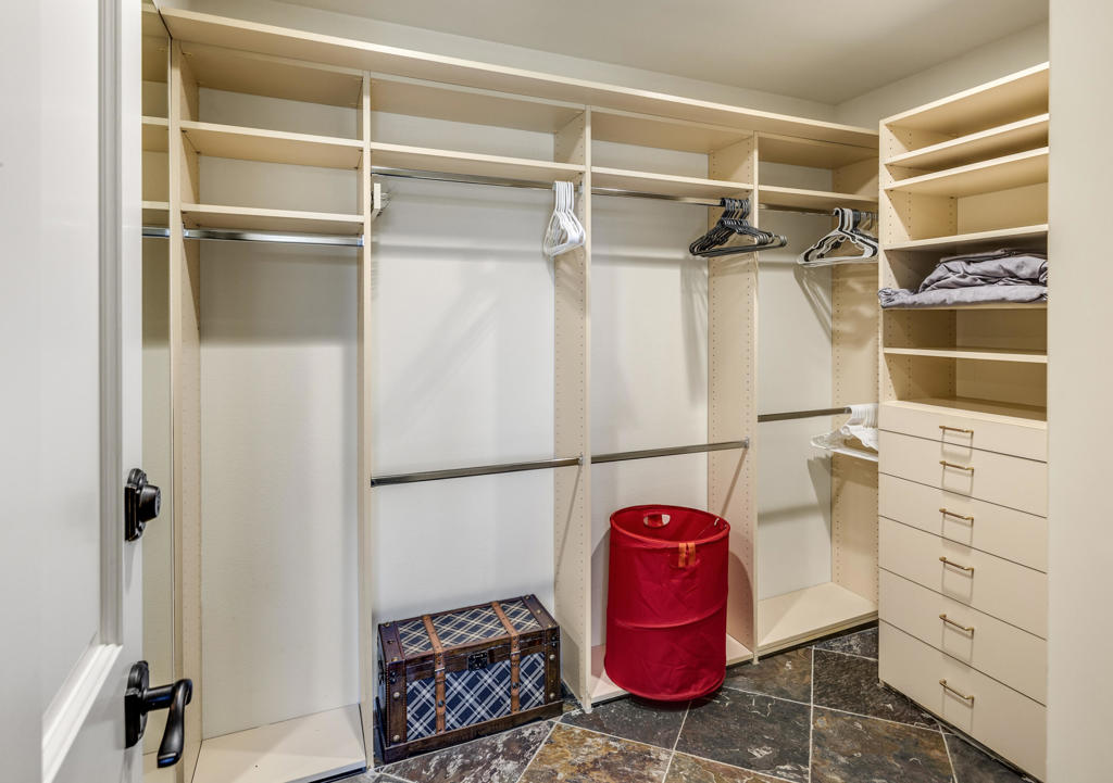 Desert Horizons C.C. - Residential Lease