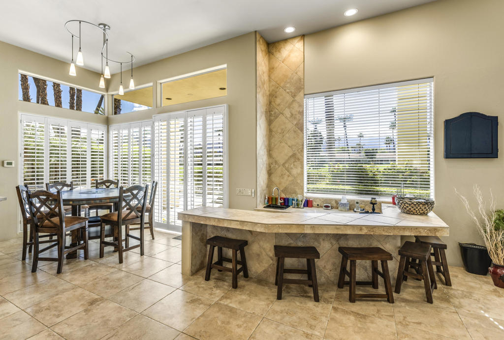 Desert Horizons C.C. - Residential Lease