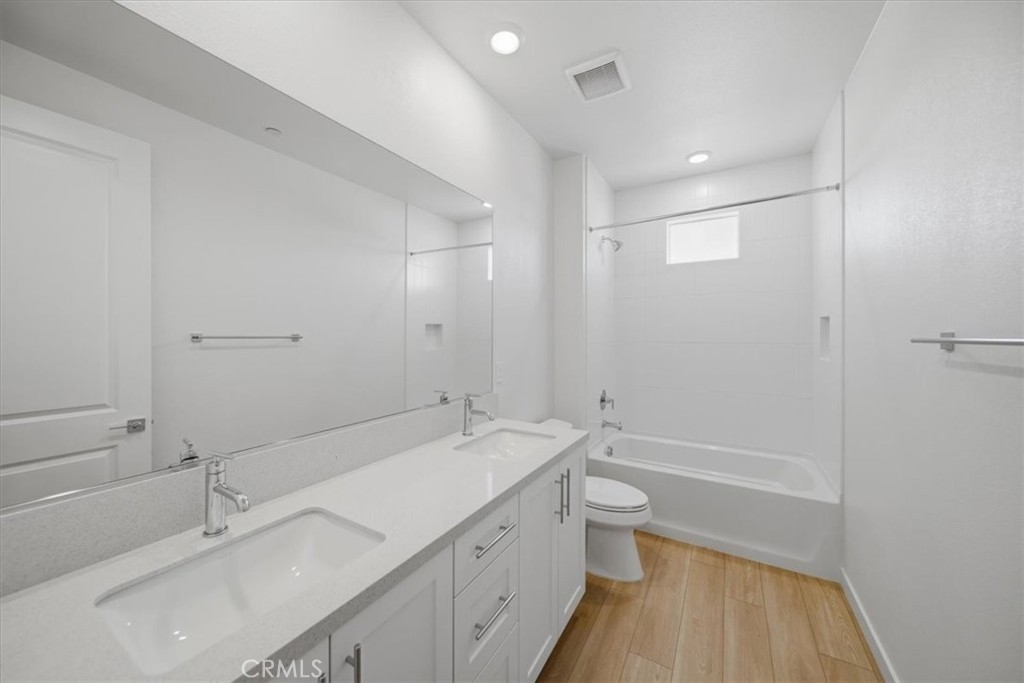 BUNGALOWS AT BELTRAMO - Residential